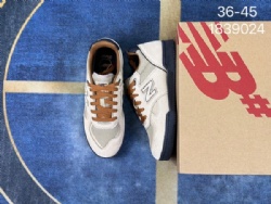 New Balance NM600 Series