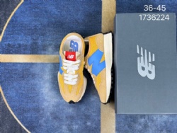 New Balance 327 Series